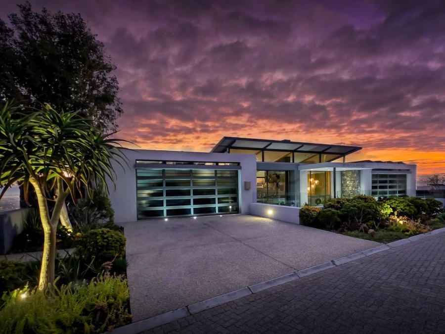 4 Bedroom Property for Sale in Baronetcy Estate Western Cape